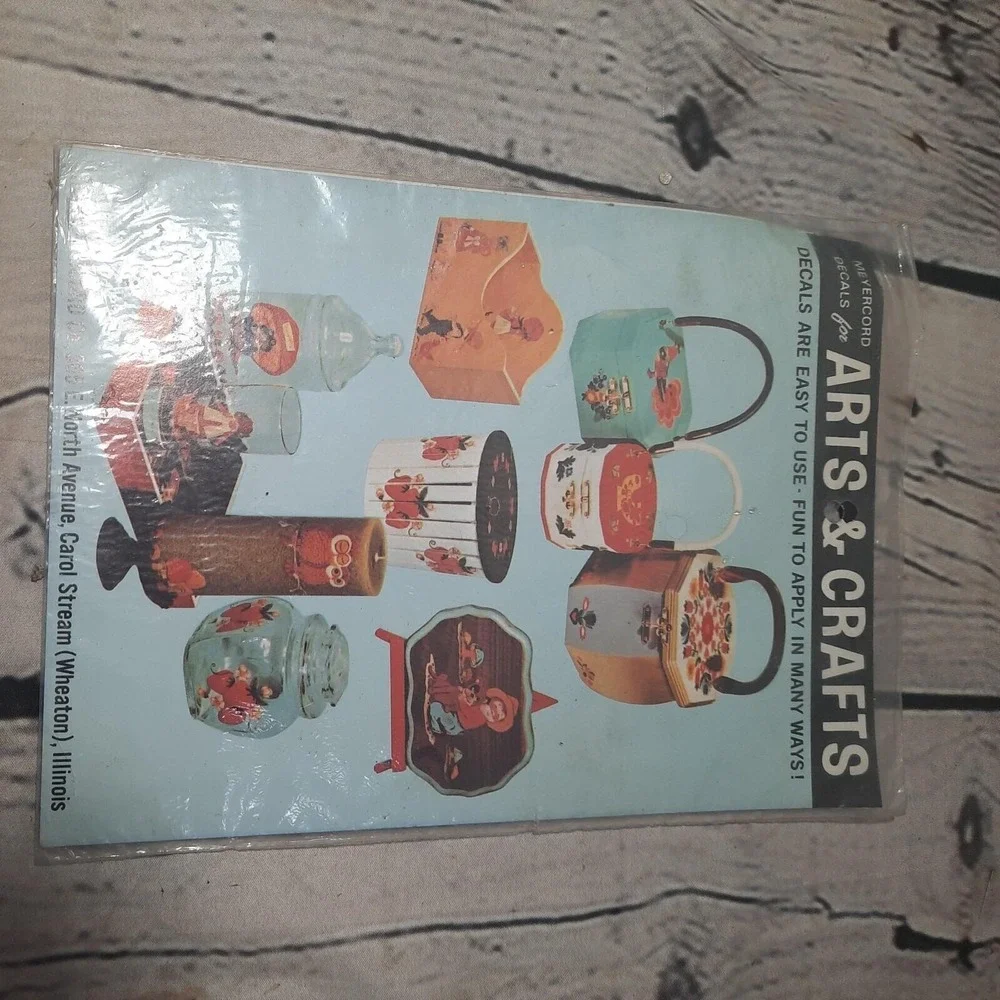 Meyercord Craft Decals 1700-H Vintage Grandmother Folk Art Water Transfer New‎